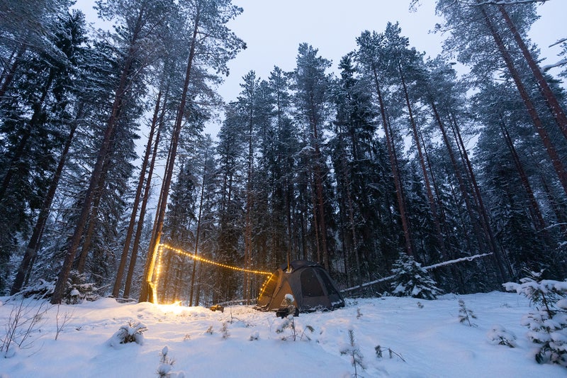 Haghus valonauha retkeilyvalaisin 3W. Retkivalaisin ja 10 metri&auml; pitk&auml; valonauha samassa paketissa.