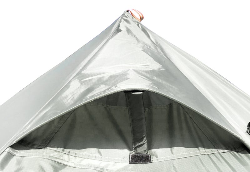 Kotateltan tuuletus, tuuletusaukkoja teltassa on 2kpl