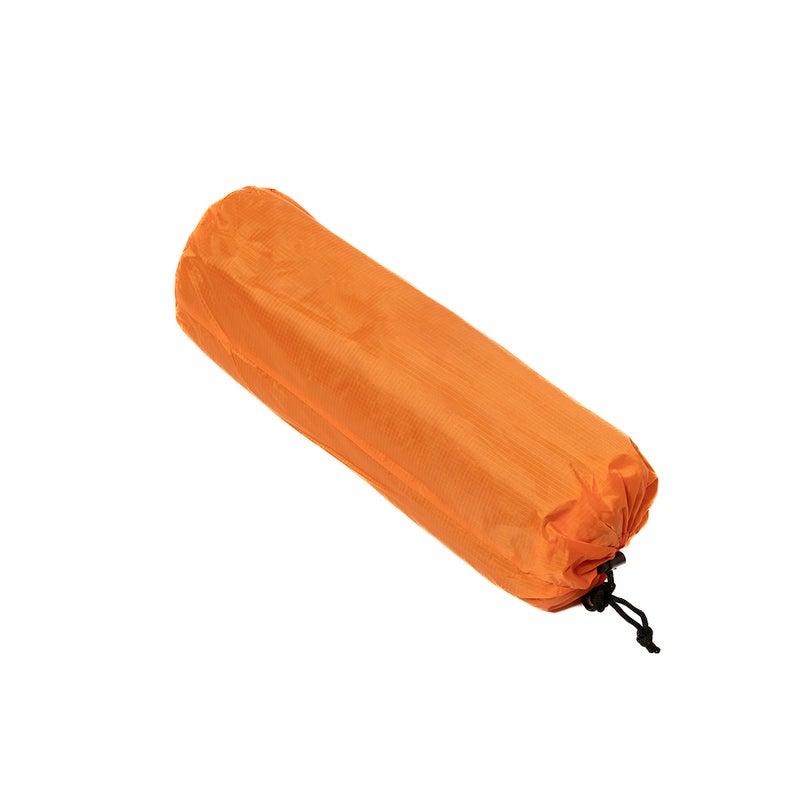 Varustes&auml;kki sis&auml;ltyy hintaan